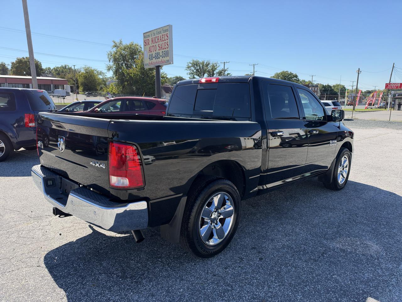 RAM 1500 Big Horn 4x4 Crew Cab 5'7" Box 2018