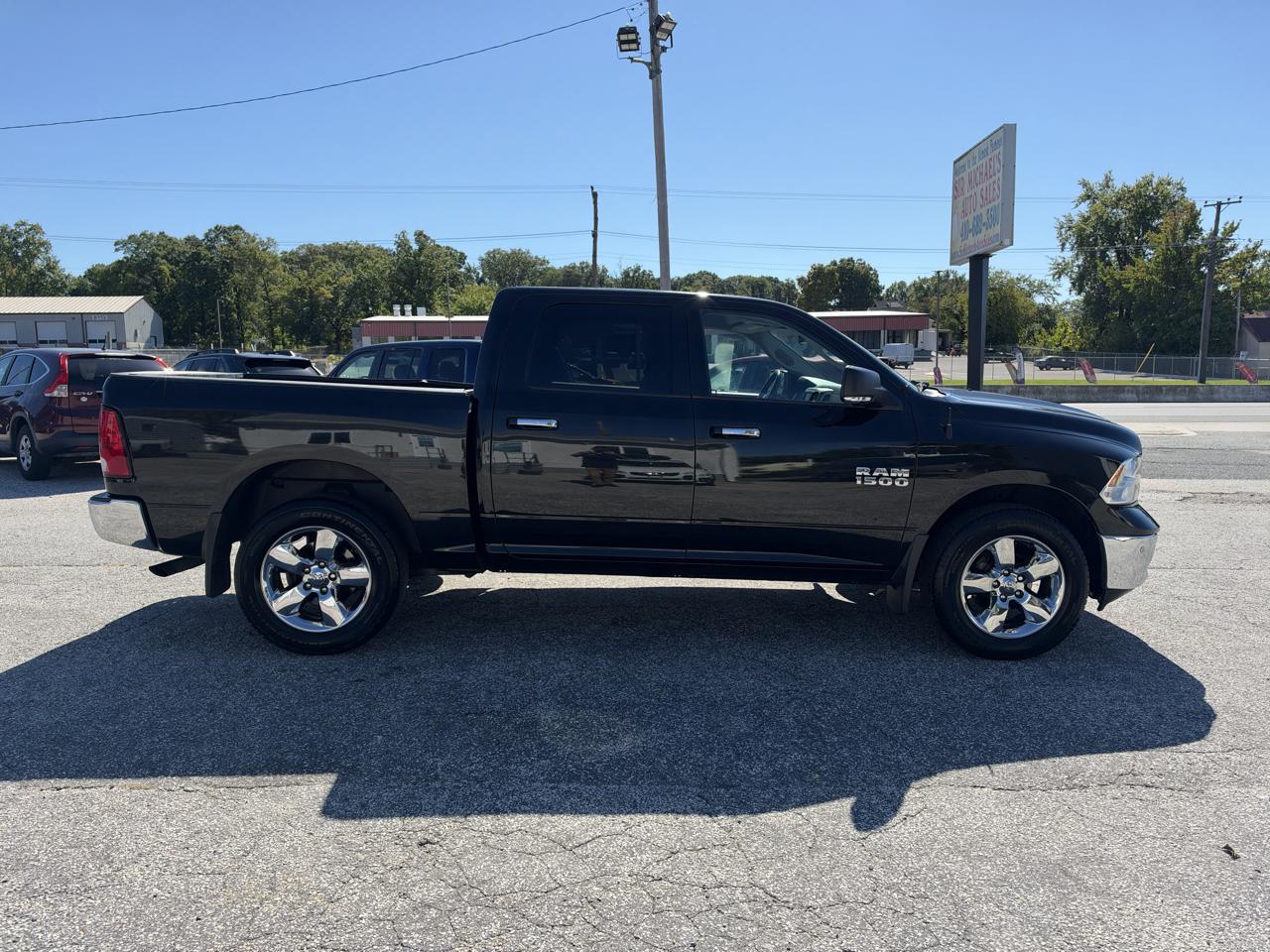 RAM 1500 Big Horn 4x4 Crew Cab 5'7" Box 2018