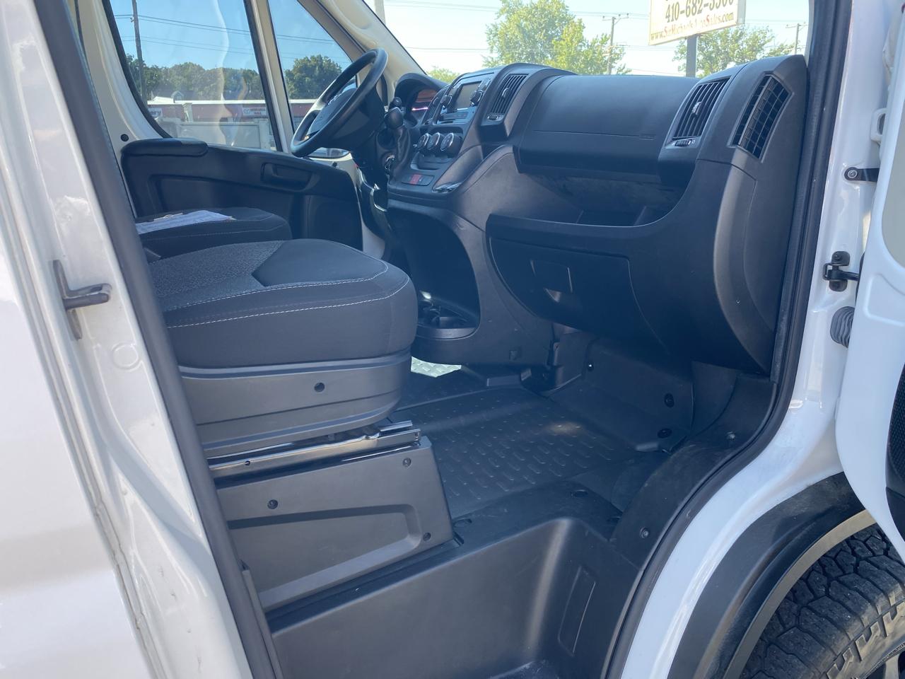 RAM ProMaster Cargo Van 1500 Low Roof 136" WB 2019