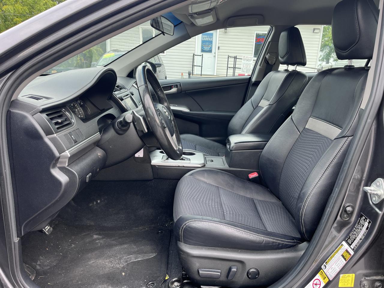 Toyota Camry SE 2013