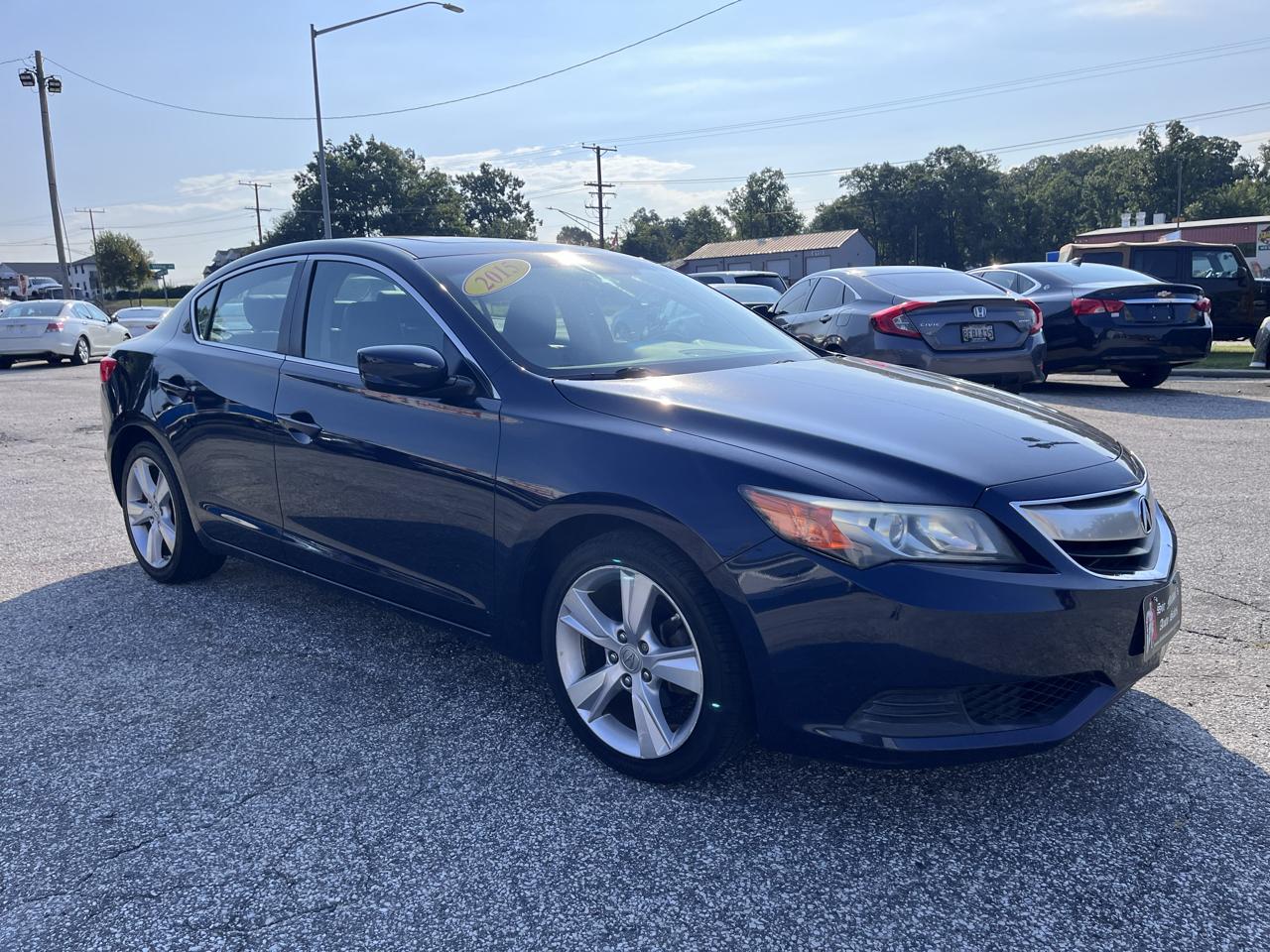 Acura ILX 4dr Sdn 2.0L 2015
