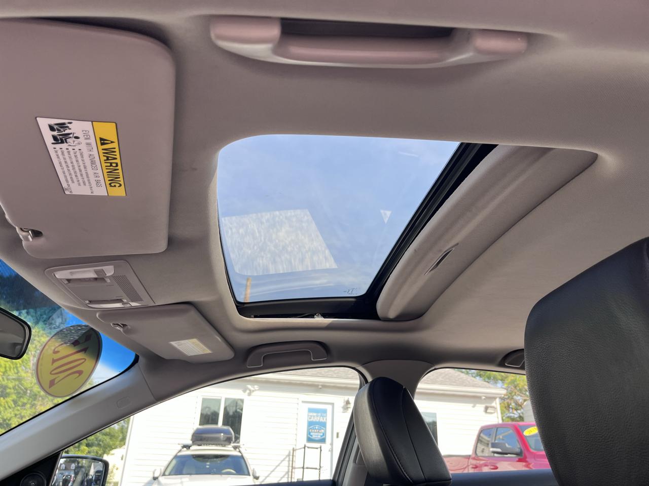 Acura ILX 4dr Sdn 2.0L 2015