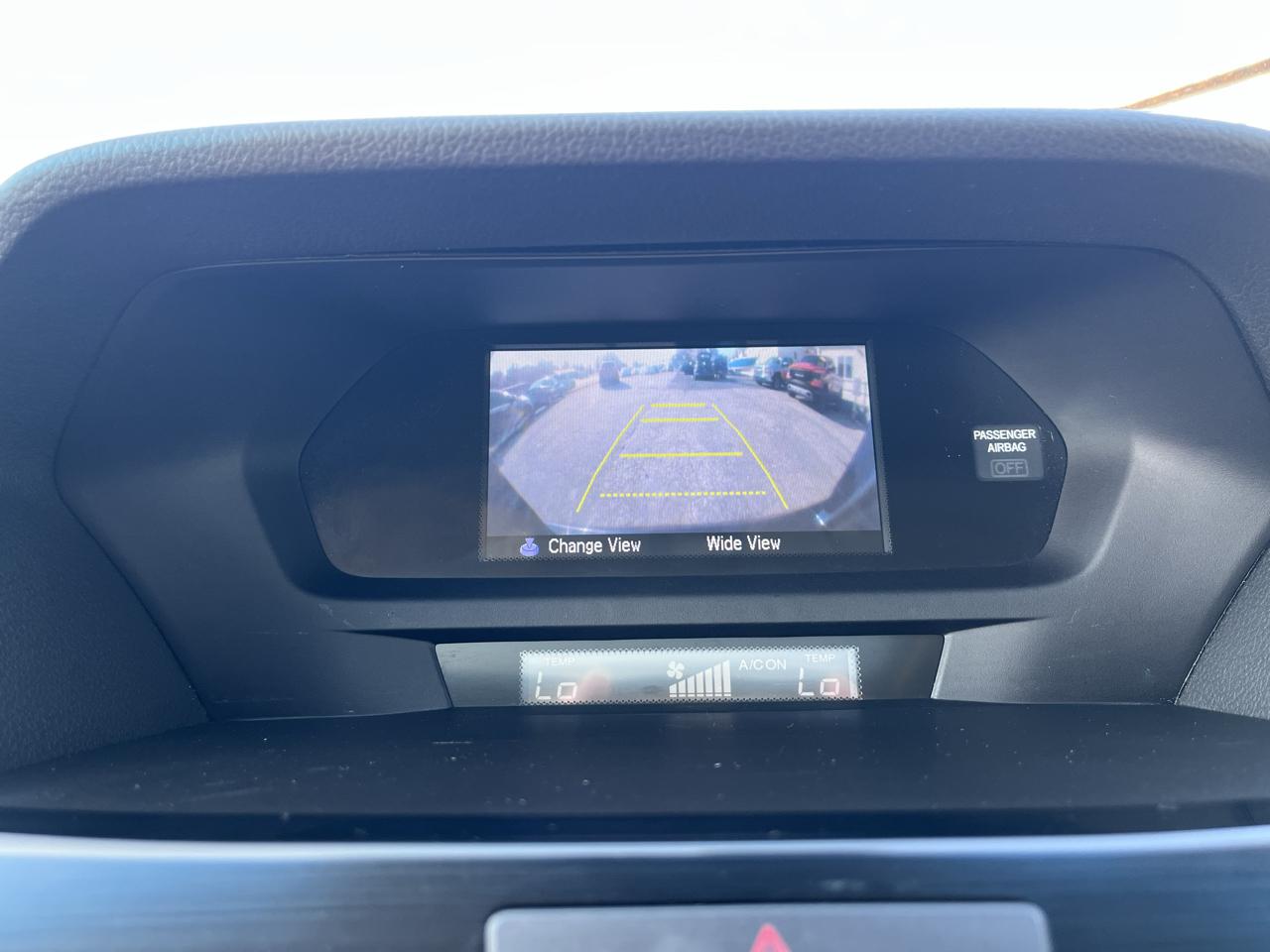 Acura ILX 4dr Sdn 2.0L 2015