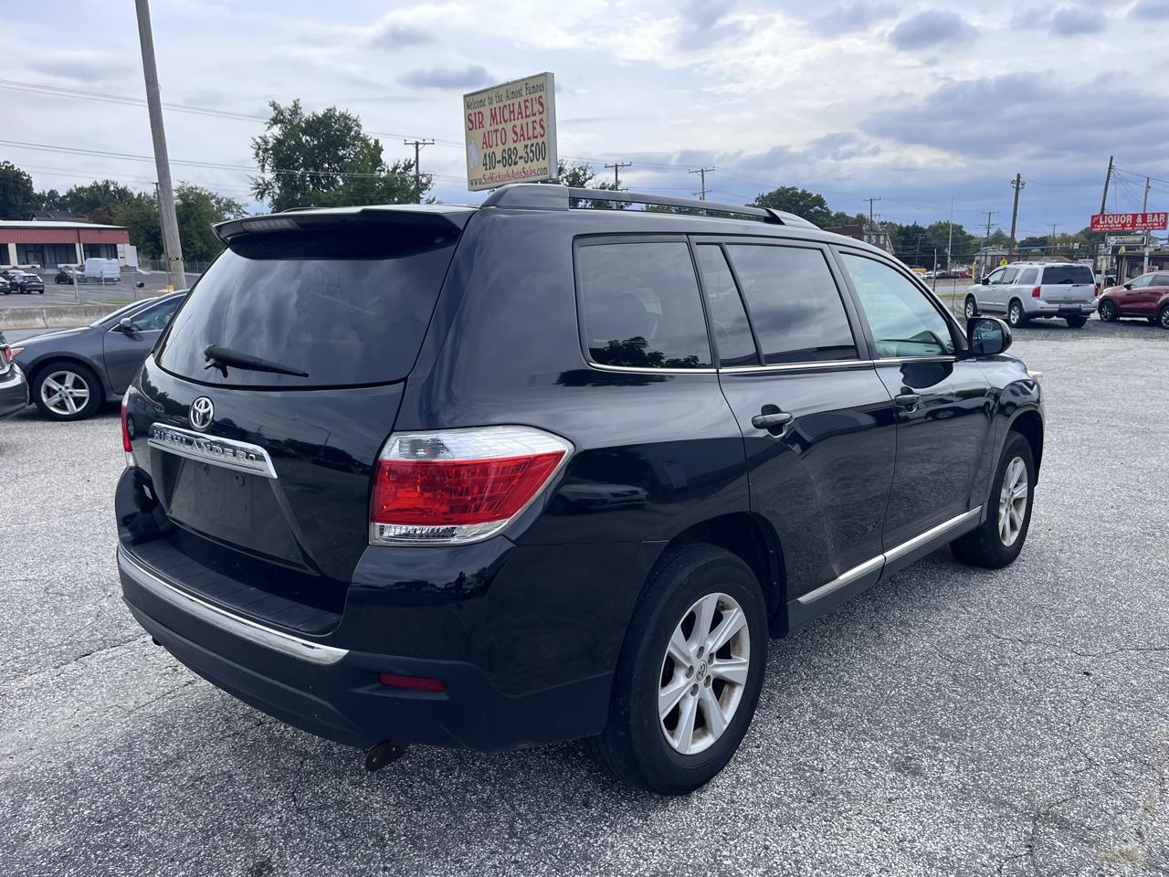 Toyota Highlander  2013