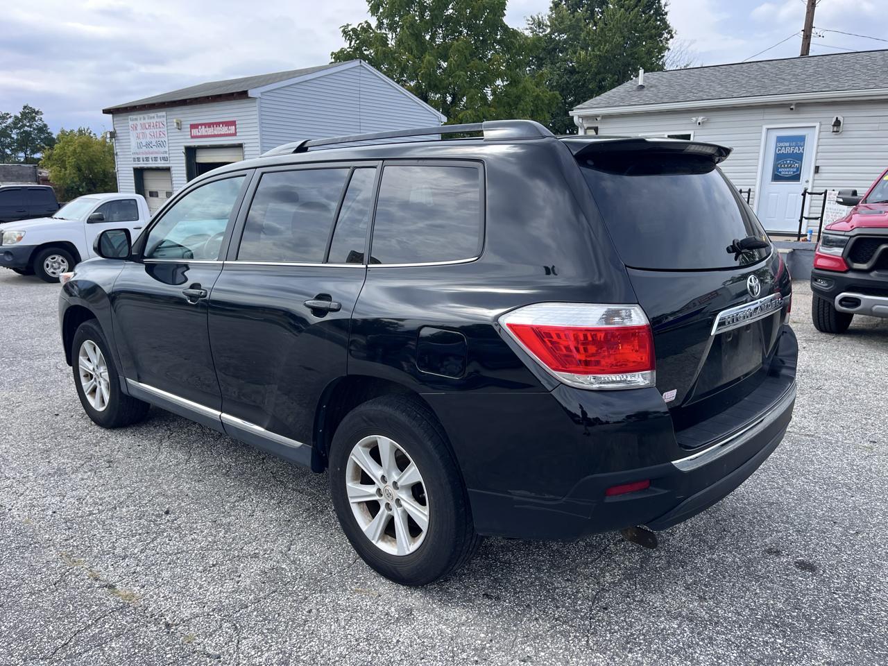 Toyota Highlander  2013