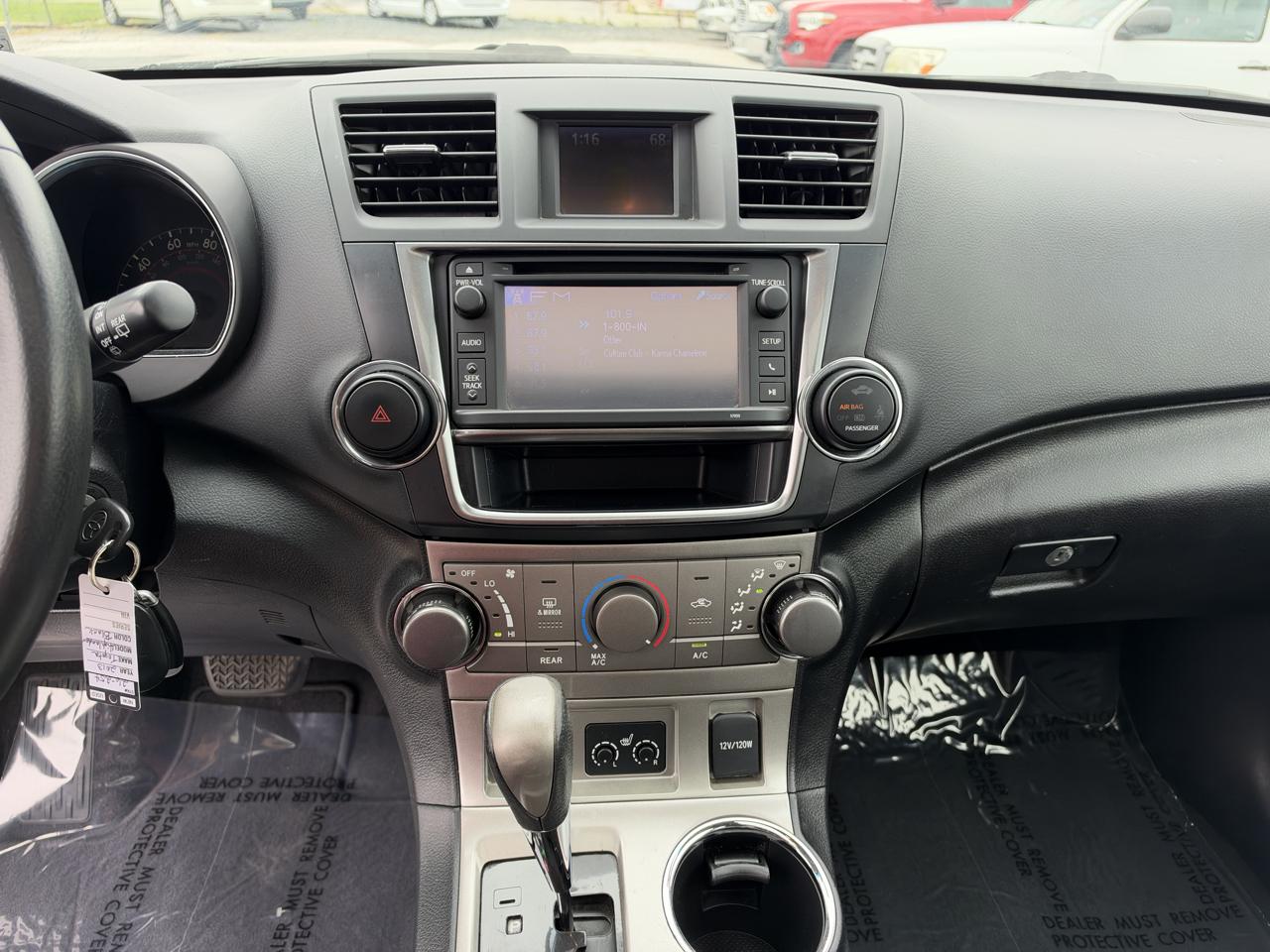 Toyota Highlander  2013