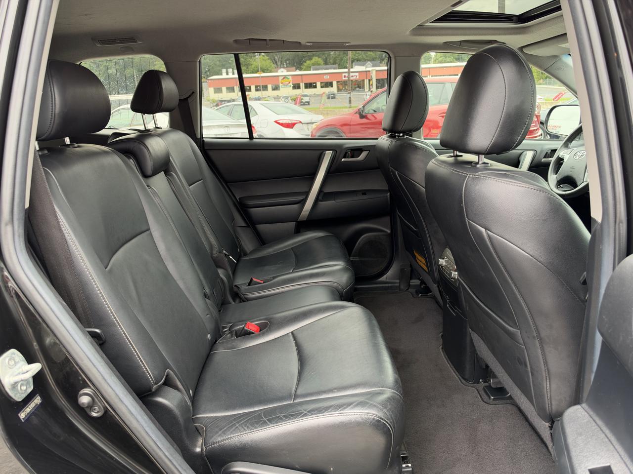 Toyota Highlander  2013