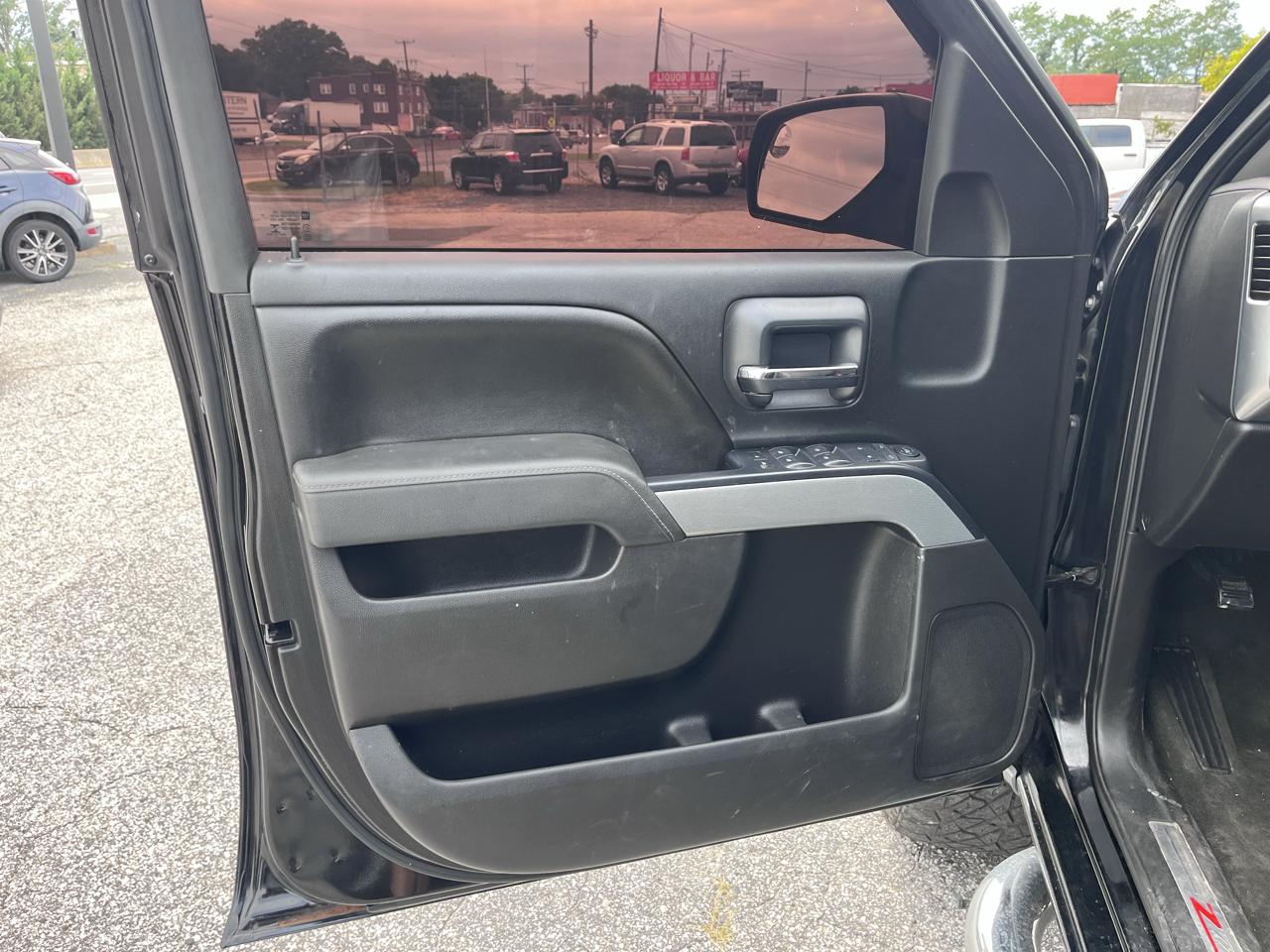 Chevrolet Silverado 1500 4WD Double Cab 143.5" LT w/2LT 2015