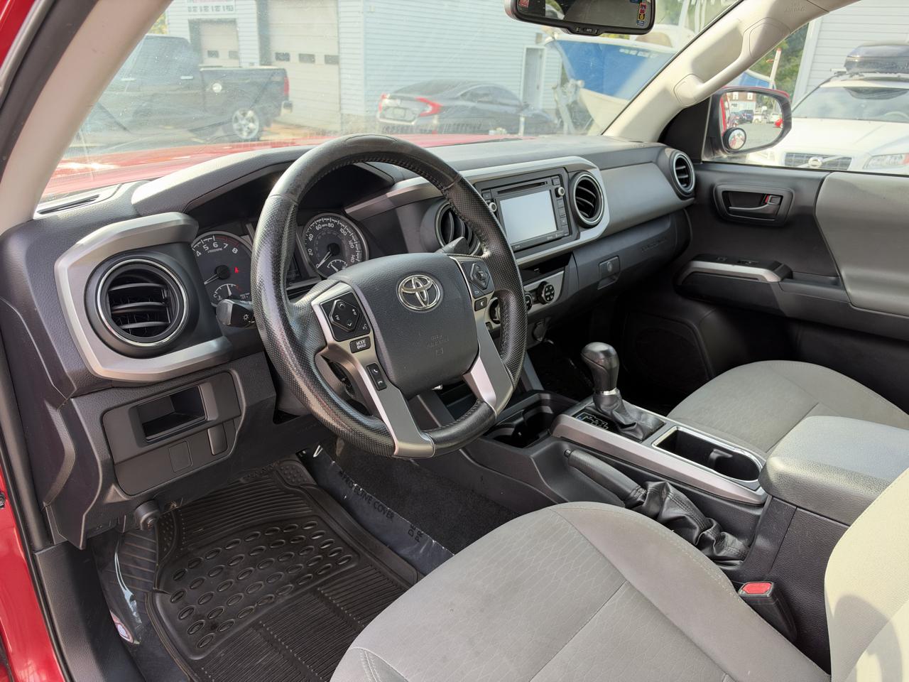 Toyota Tacoma  2017