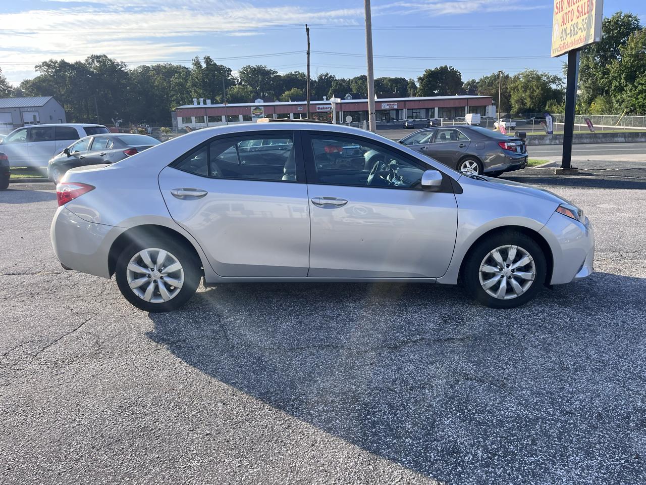 Toyota Corolla LE 2015