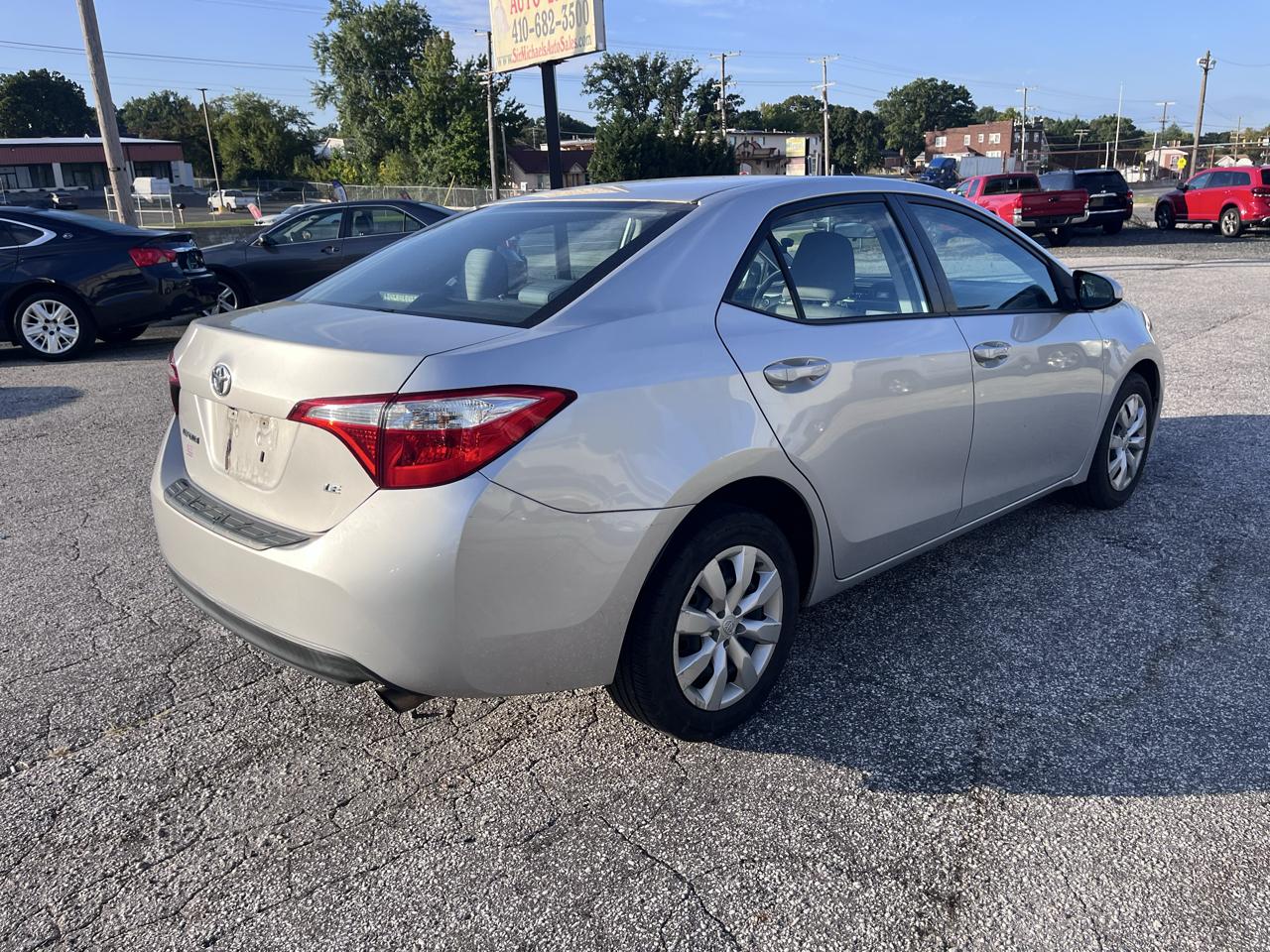 Toyota Corolla LE 2015
