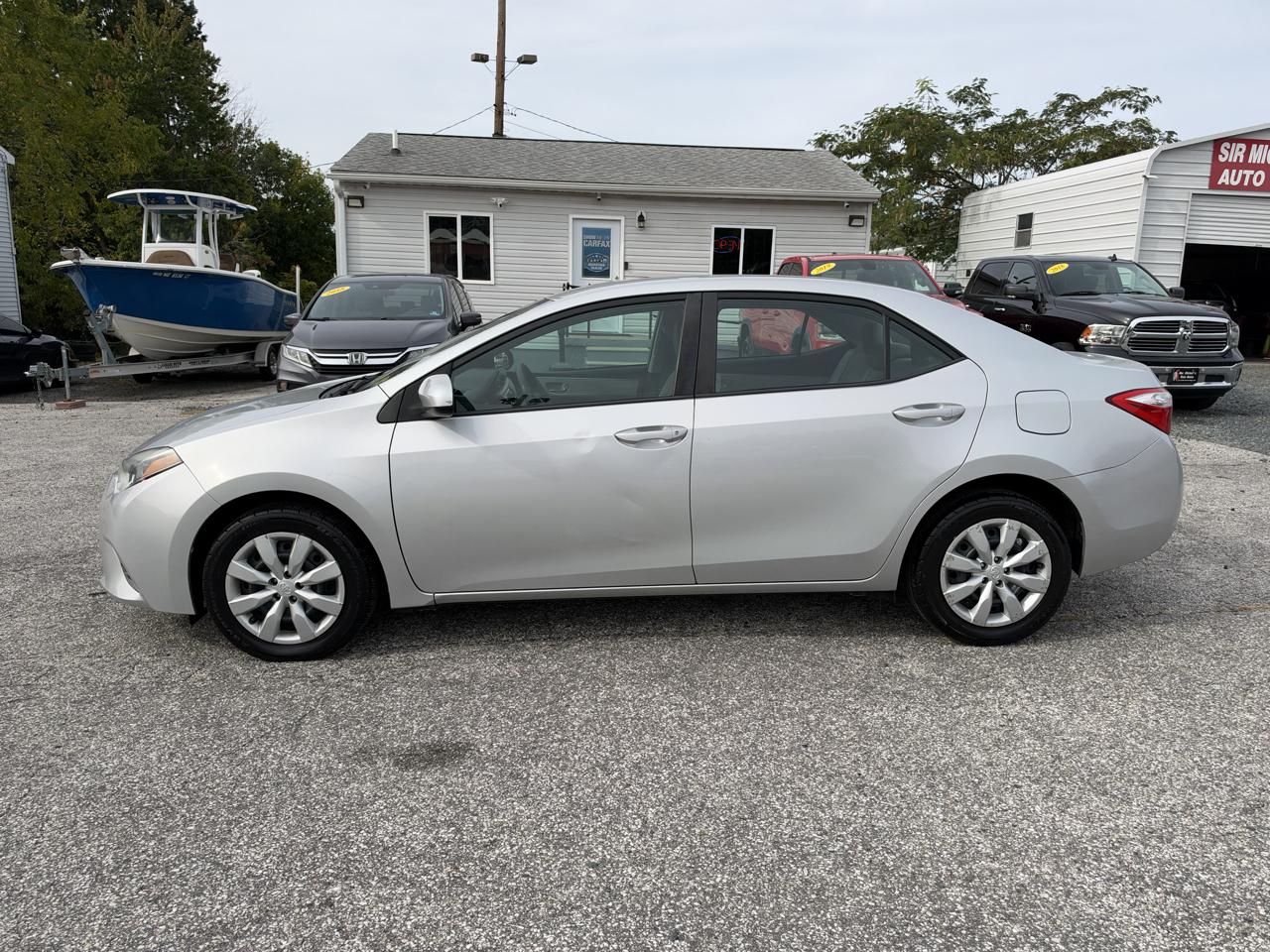 Toyota Corolla LE 2015