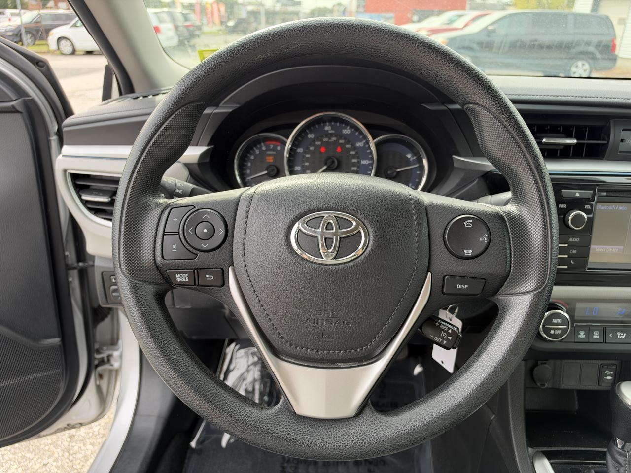 Toyota Corolla LE 2015