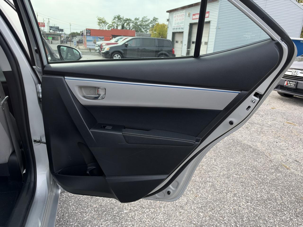 Toyota Corolla LE 2015