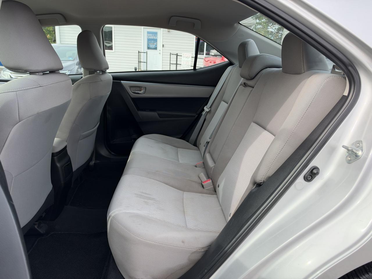 Toyota Corolla LE 2015