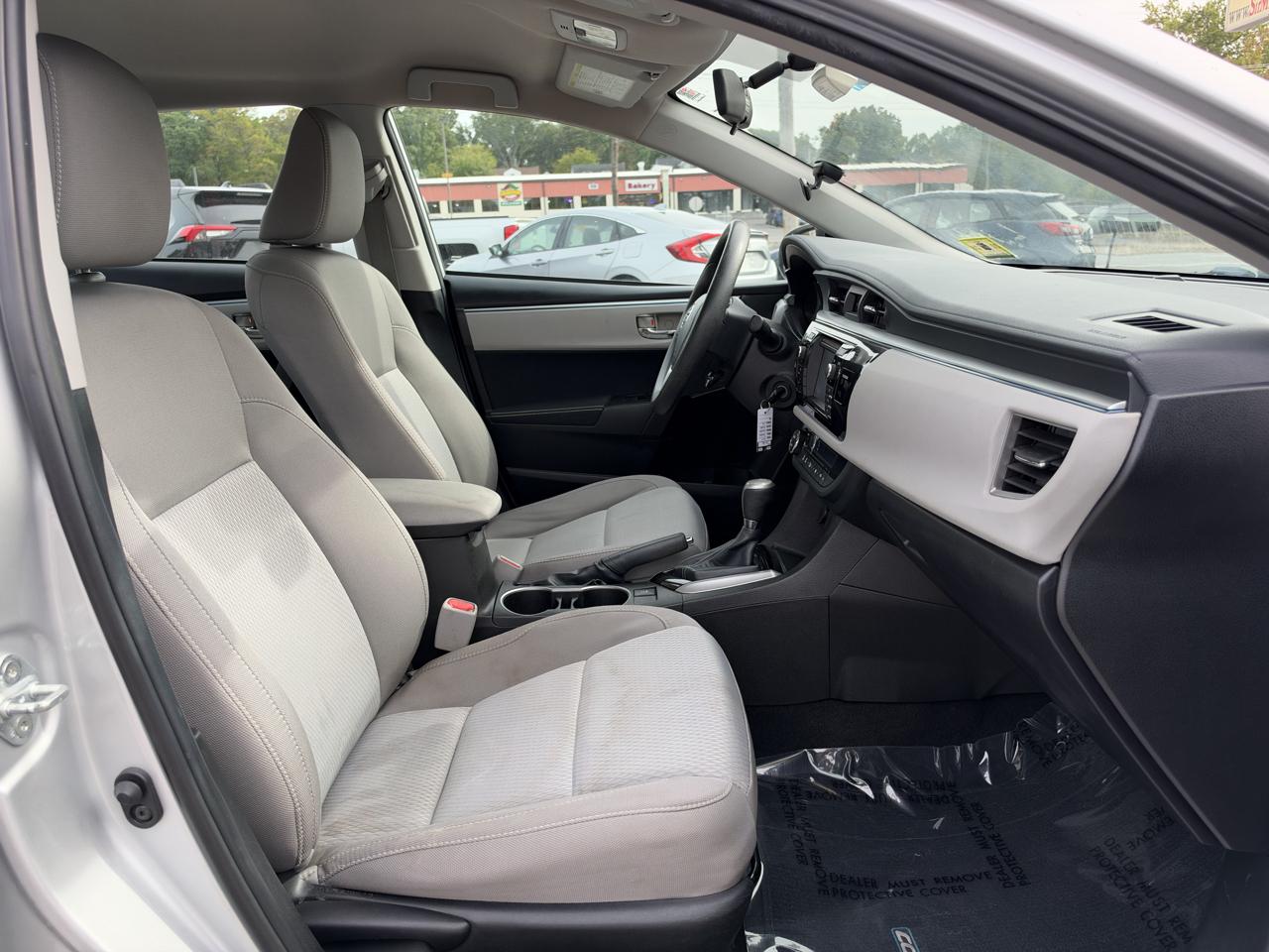 Toyota Corolla LE 2015