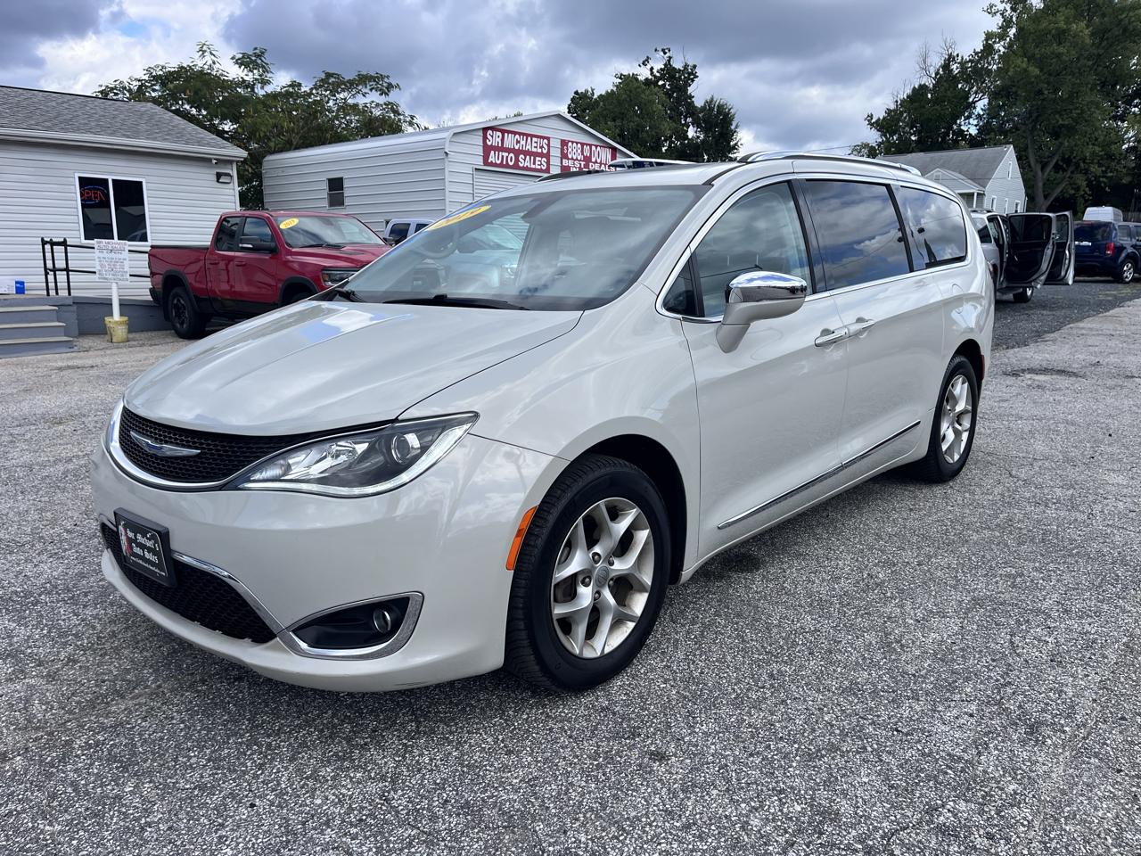 Chrysler Pacifica Limited FWD 2019