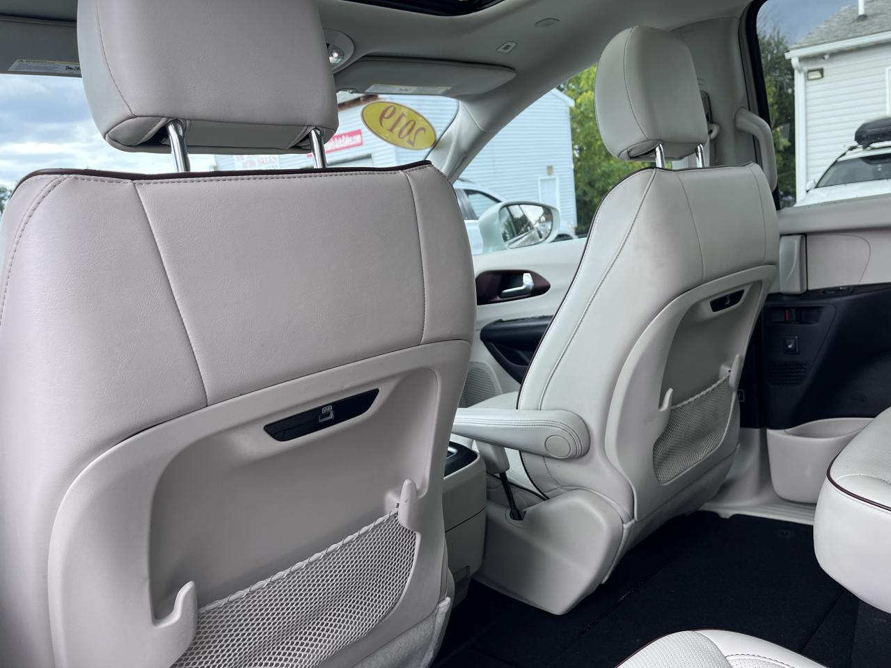 Chrysler Pacifica Limited FWD 2019