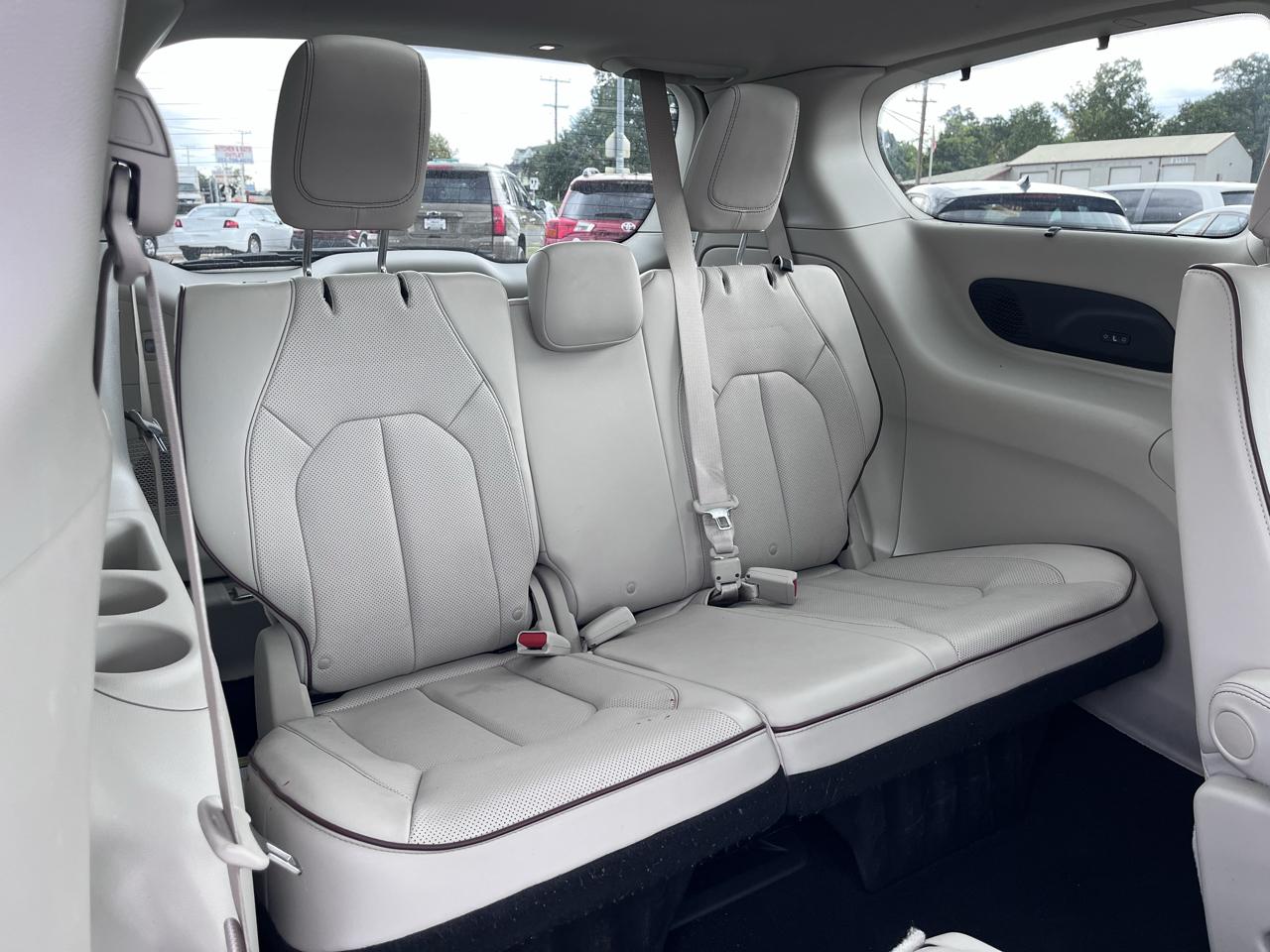 Chrysler Pacifica Limited FWD 2019