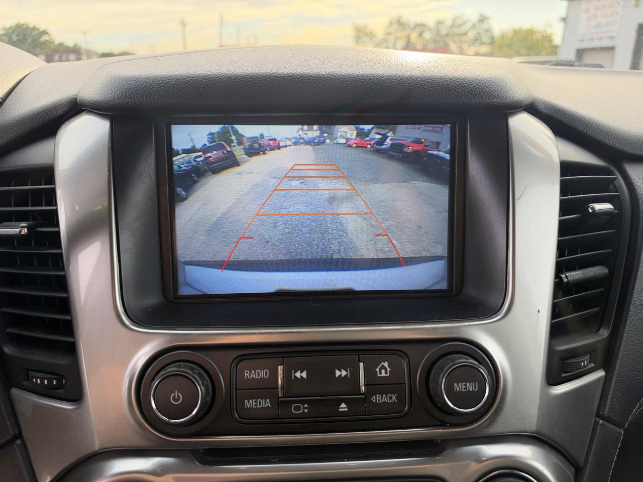 Chevrolet Suburban LS 4WD 2016