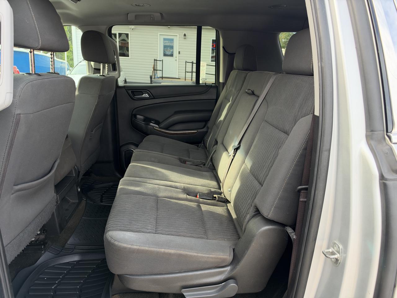 Chevrolet Suburban LS 4WD 2016