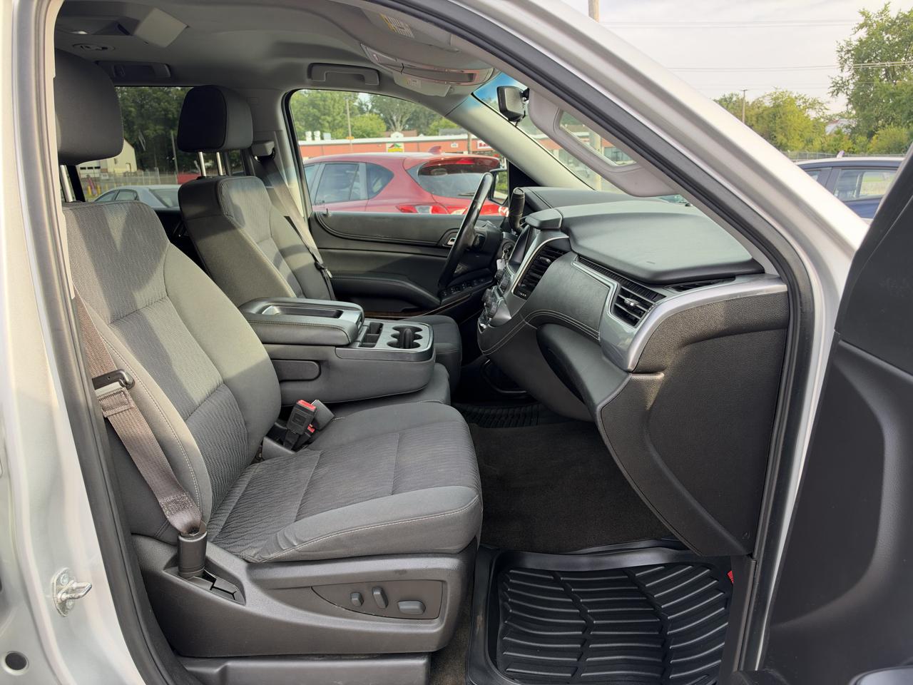 Chevrolet Suburban LS 4WD 2016