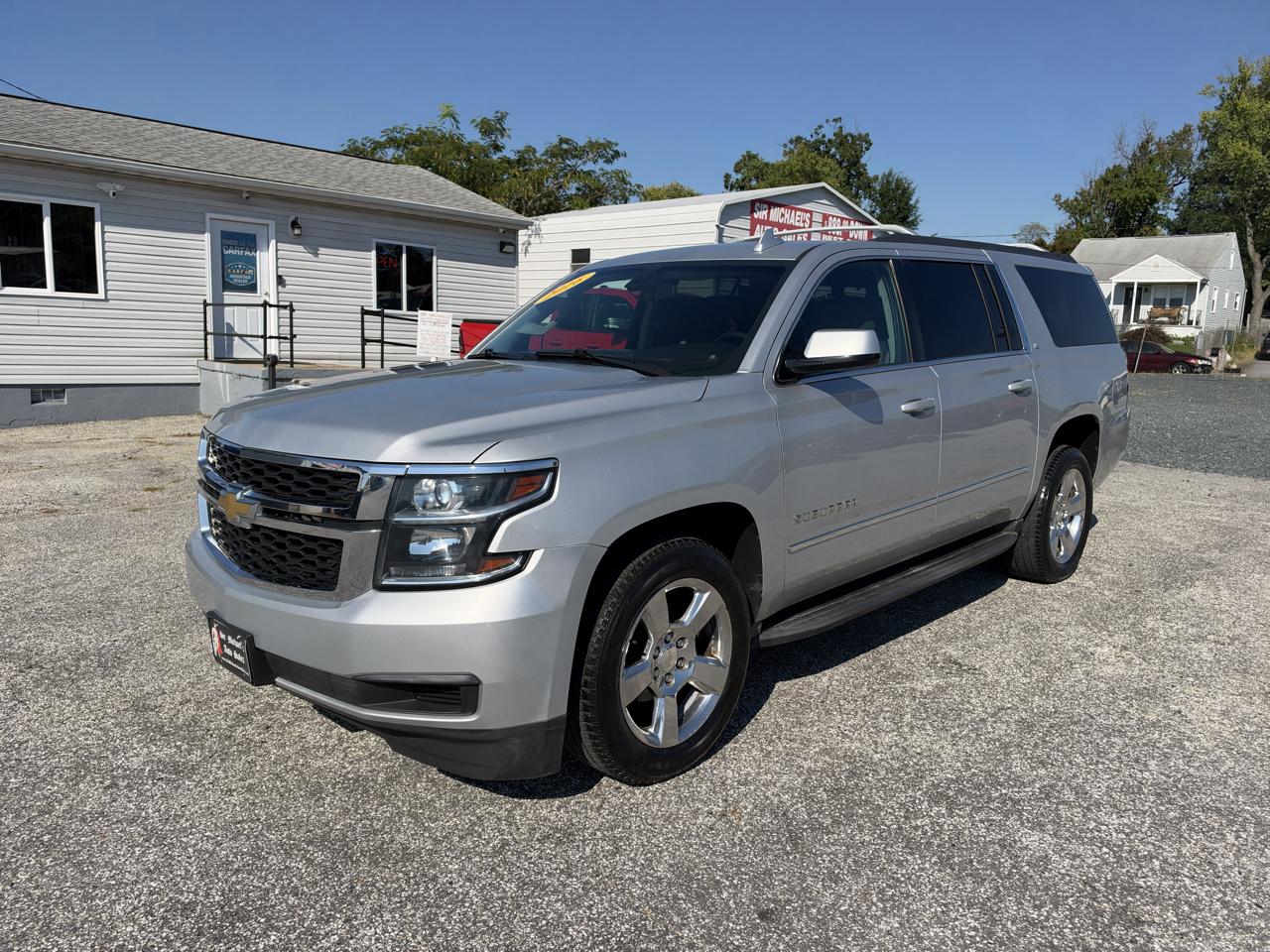 Chevrolet Suburban LS 4WD 2016