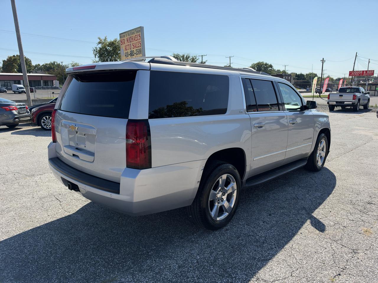 Chevrolet Suburban LS 4WD 2016