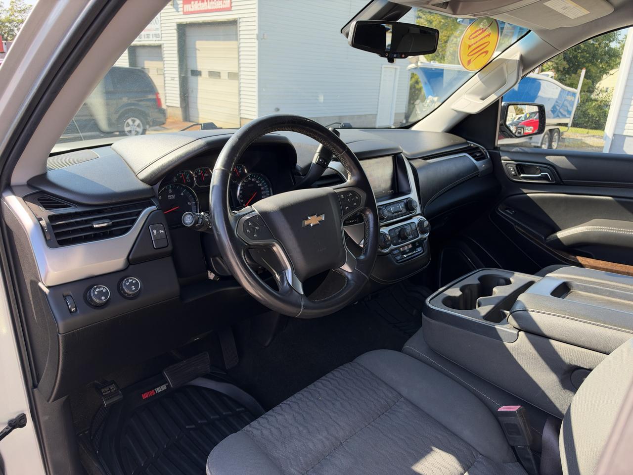 Chevrolet Suburban LS 4WD 2016