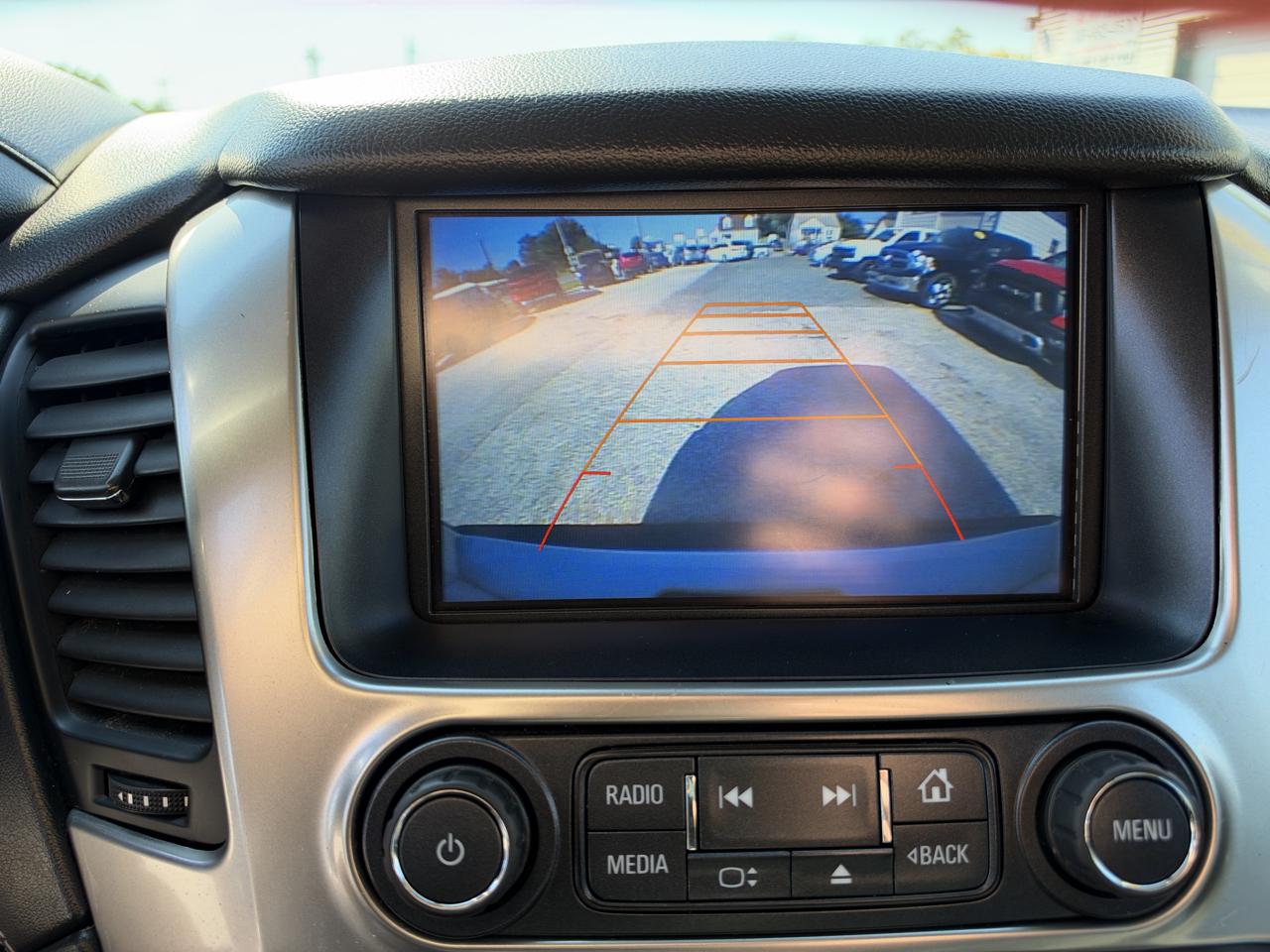 Chevrolet Suburban LS 4WD 2016