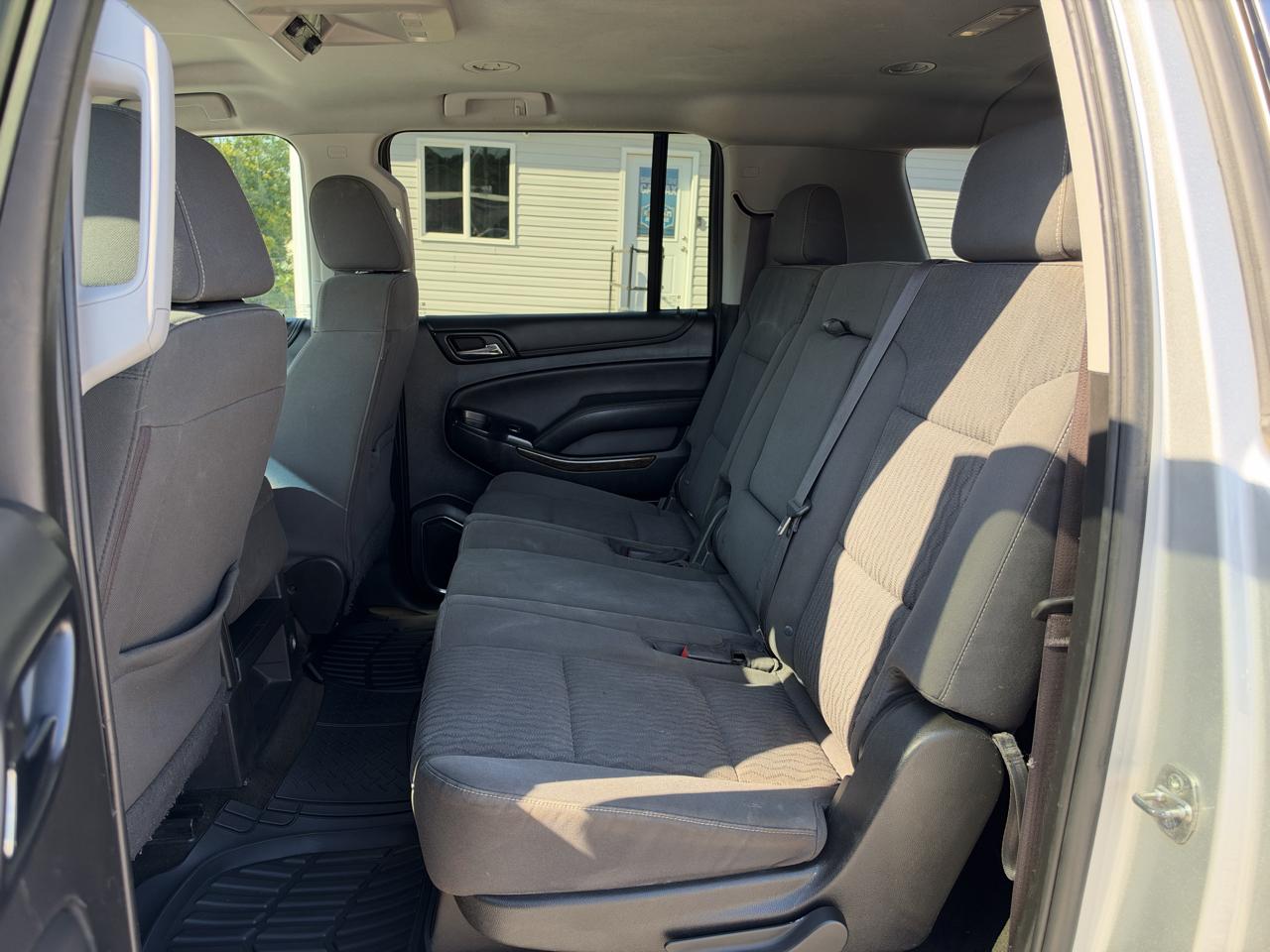 Chevrolet Suburban LS 4WD 2016