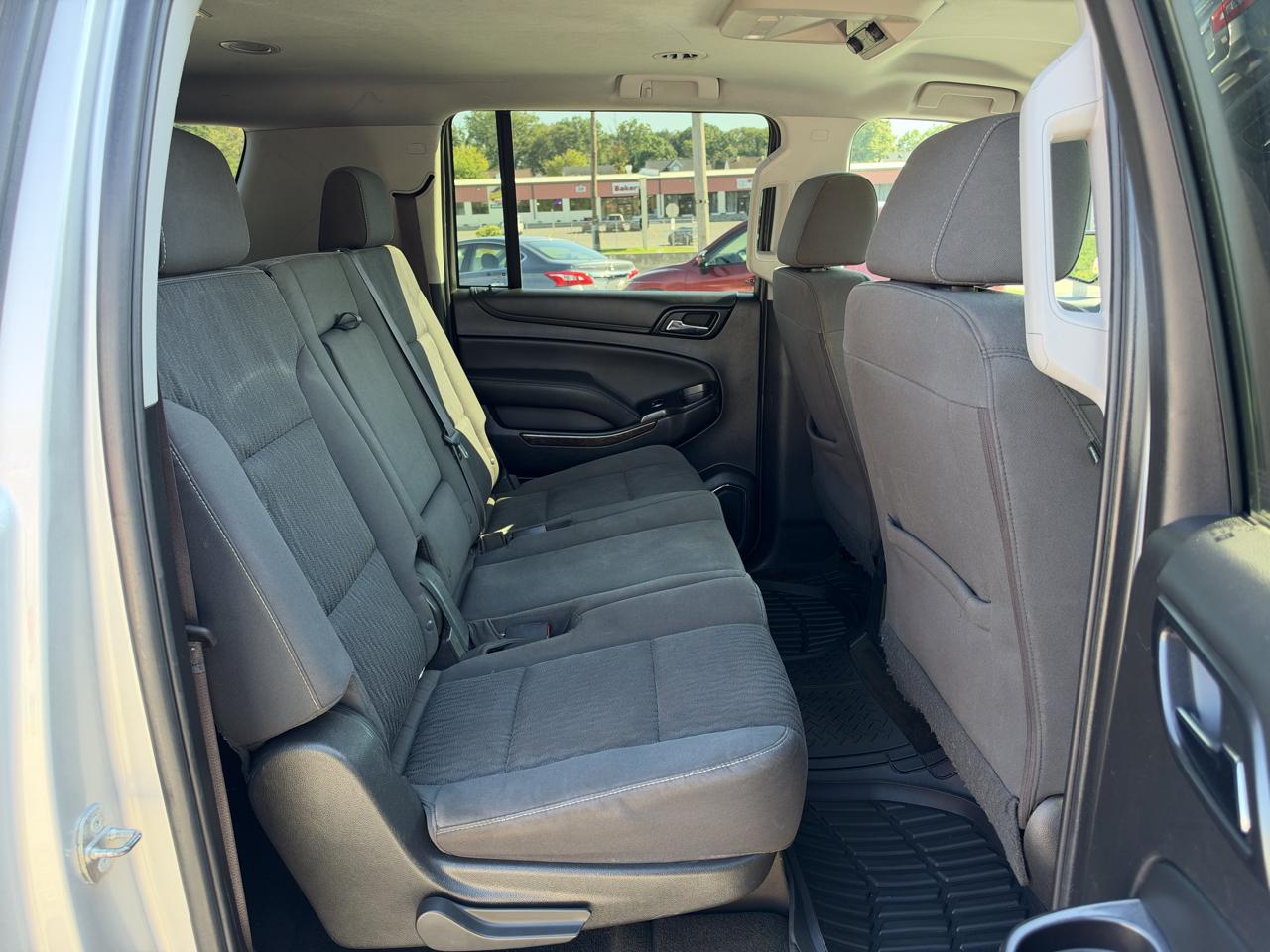 Chevrolet Suburban LS 4WD 2016