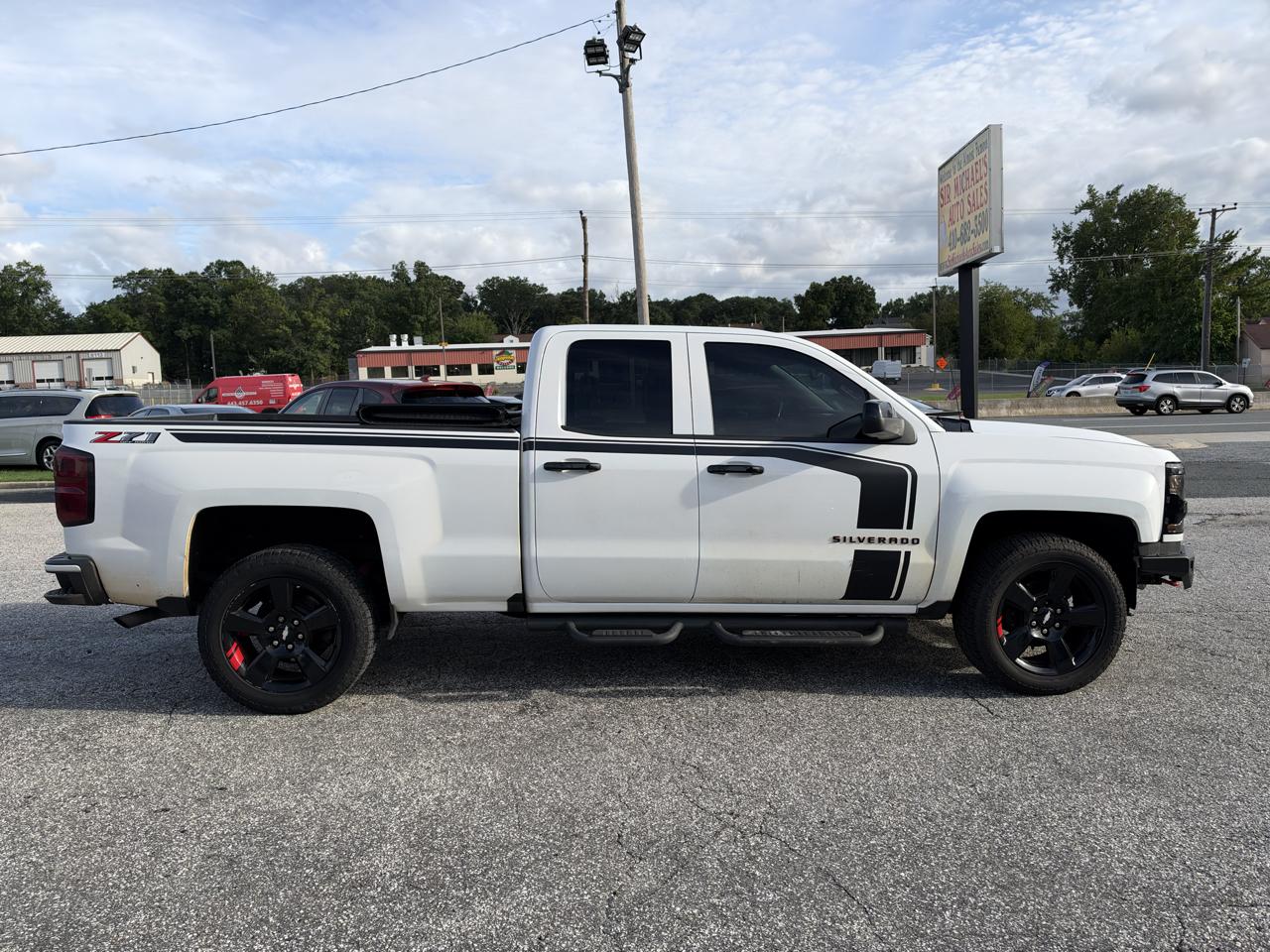 Chevrolet Silverado 1500  2018