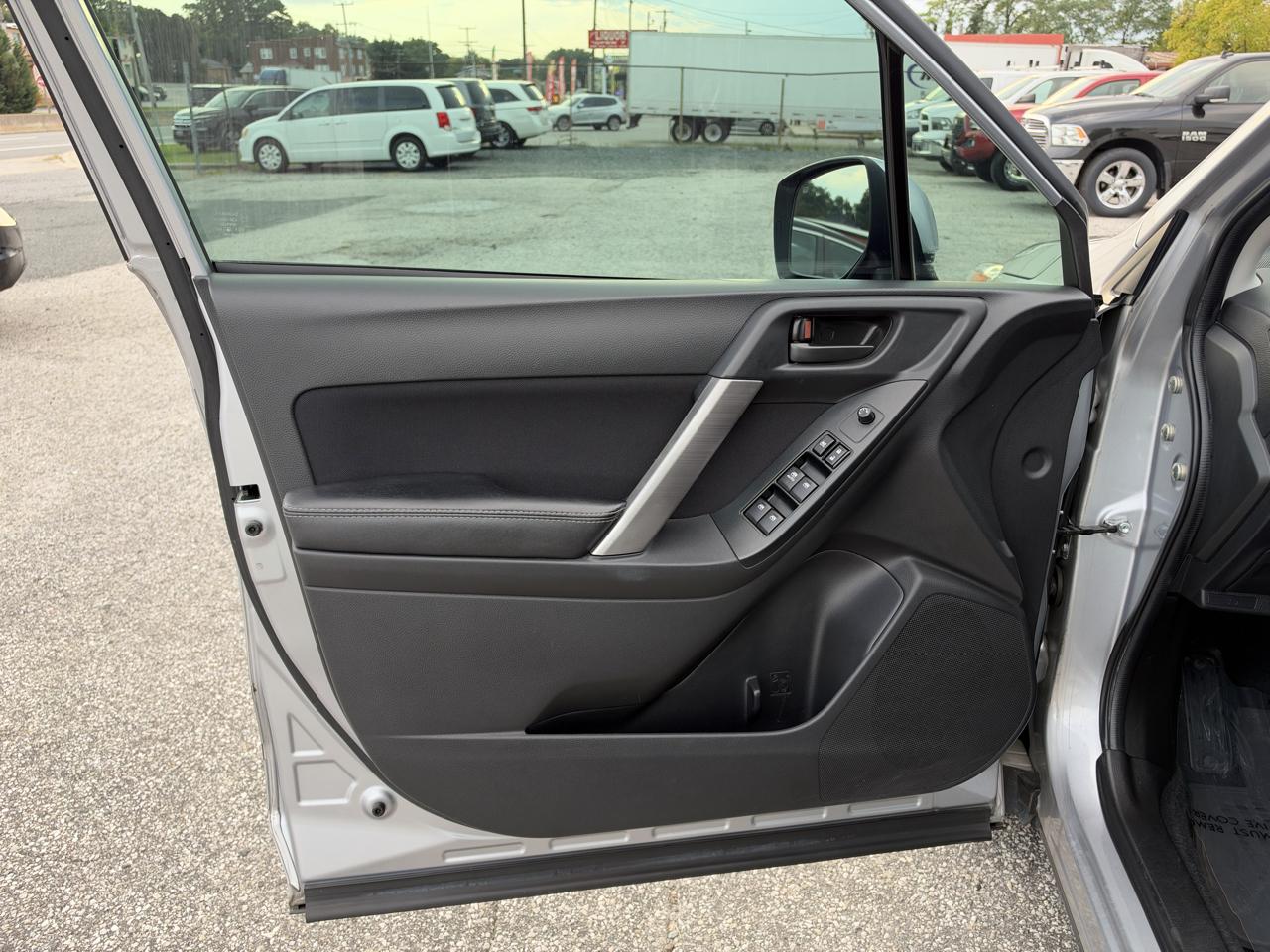 Subaru Forester  2016