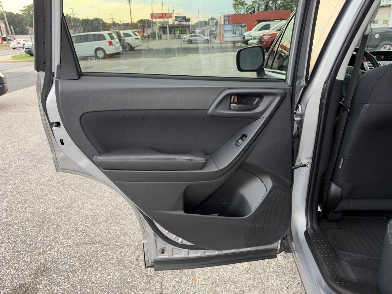 Subaru Forester  2016