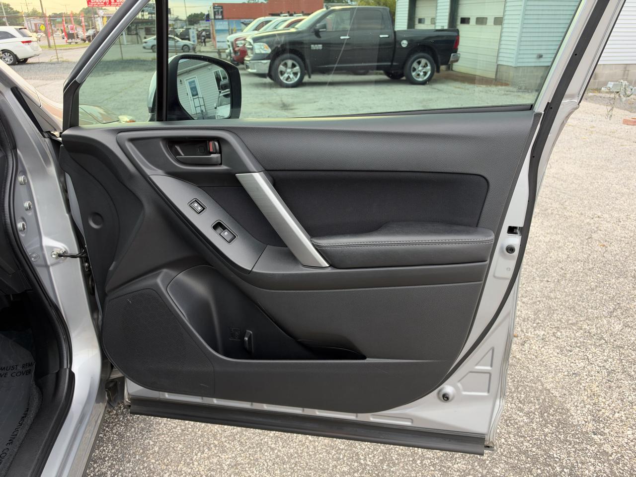 Subaru Forester  2016