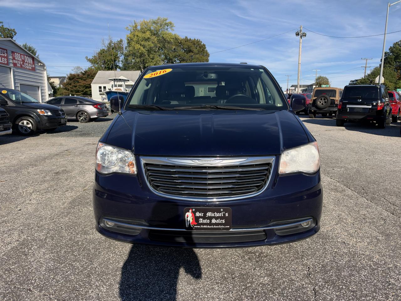 Chrysler Town & Country Touring 2016