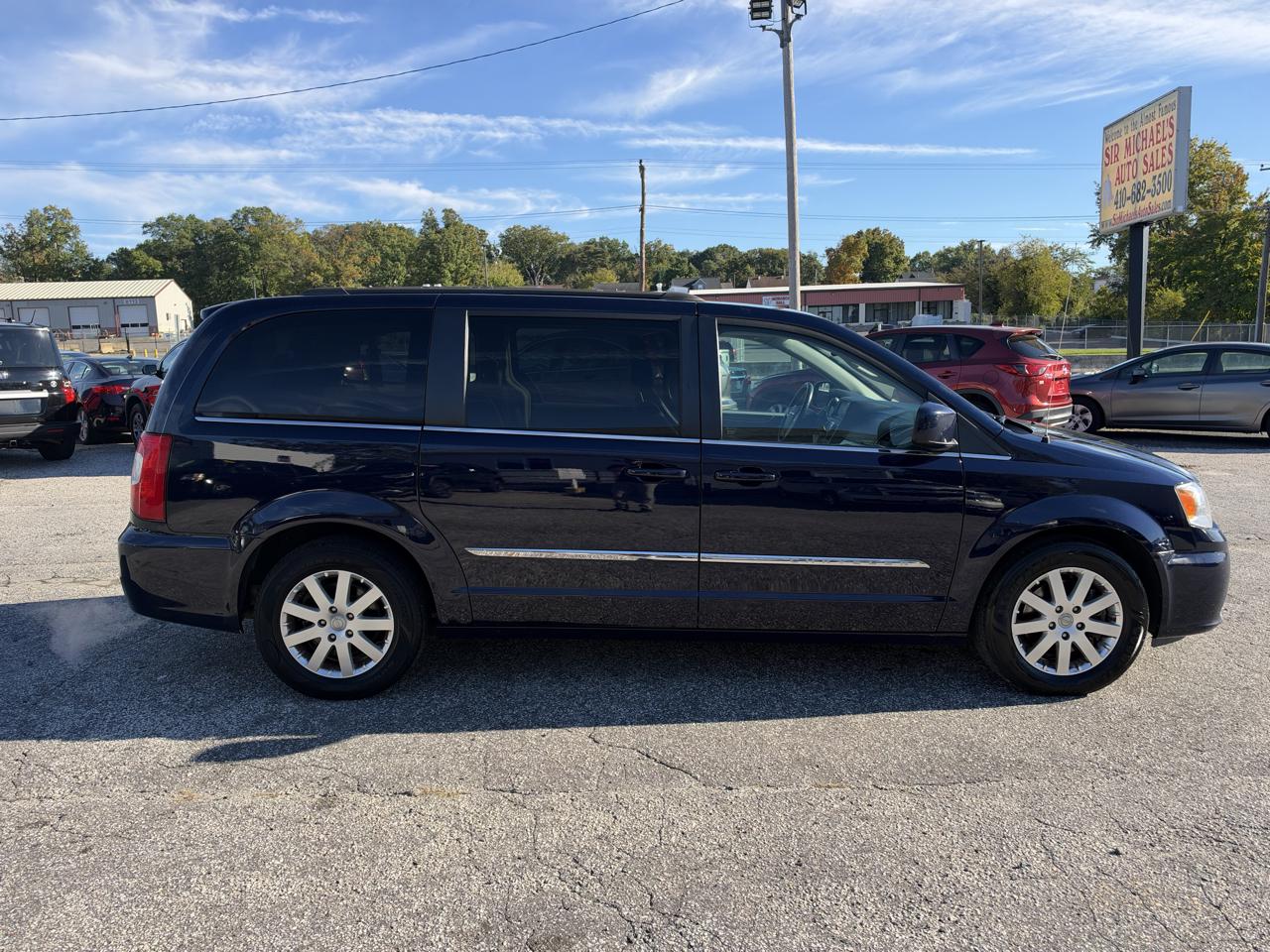 Chrysler Town & Country Touring 2016