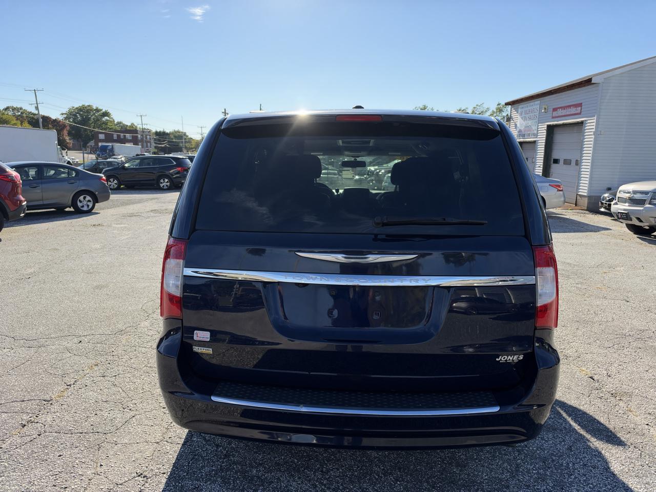 Chrysler Town & Country Touring 2016