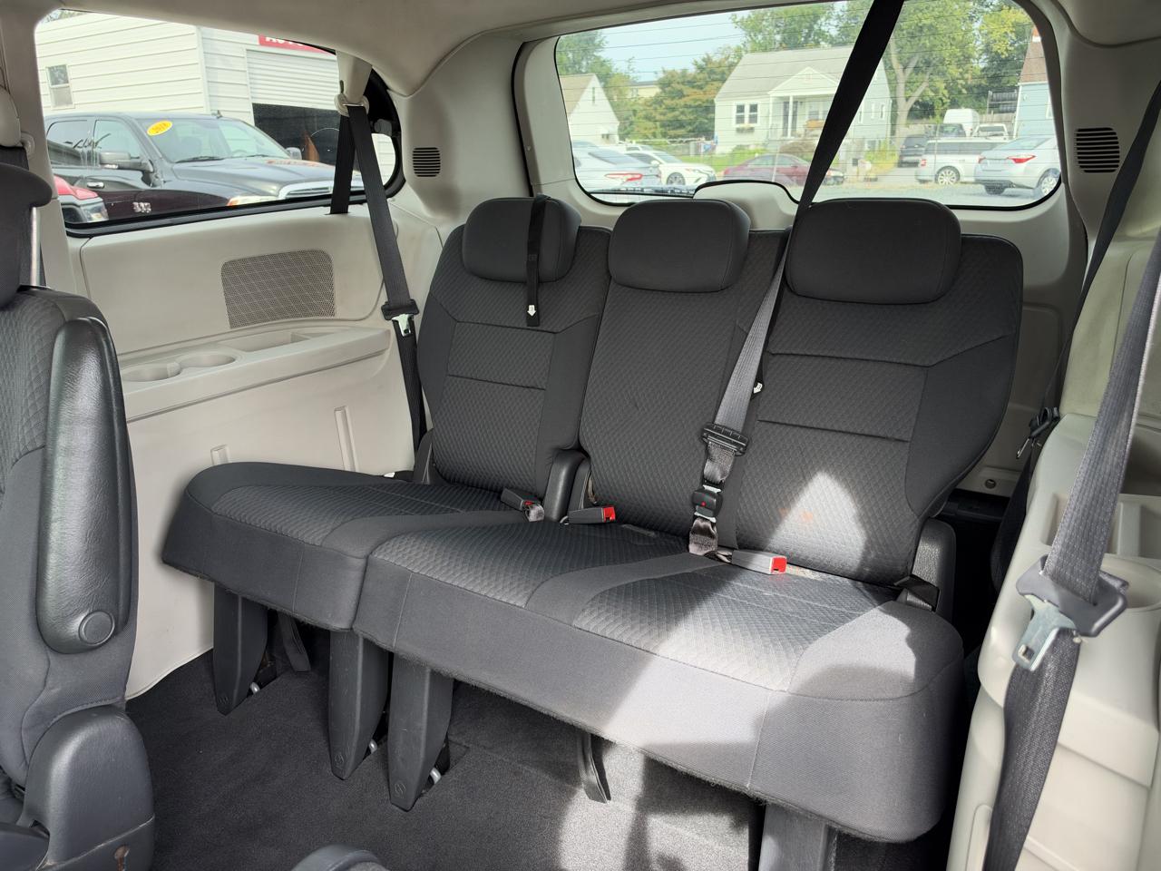 Dodge Grand Caravan SE 2010