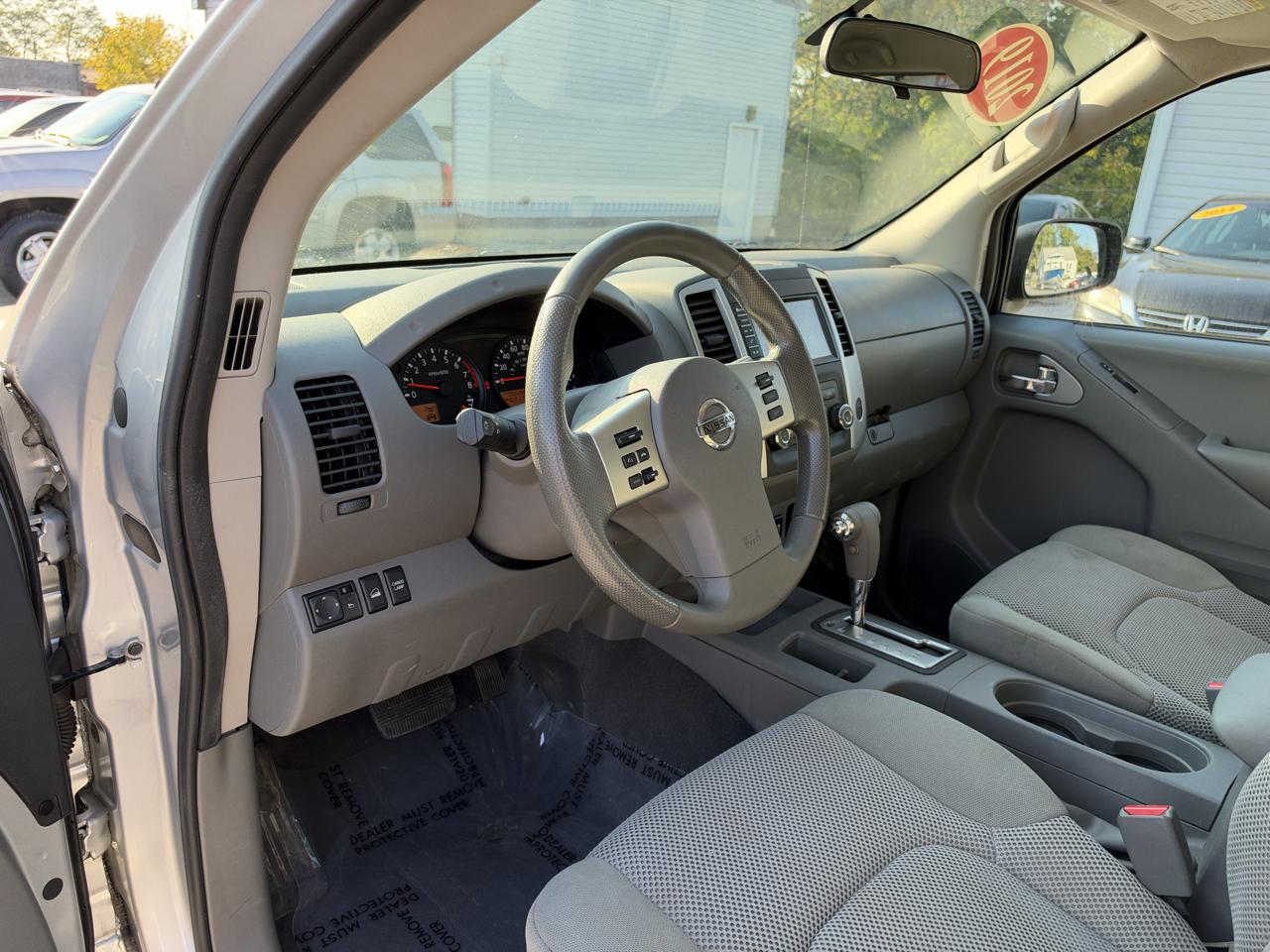 Nissan Frontier Crew Cab 4x4 SV 2019