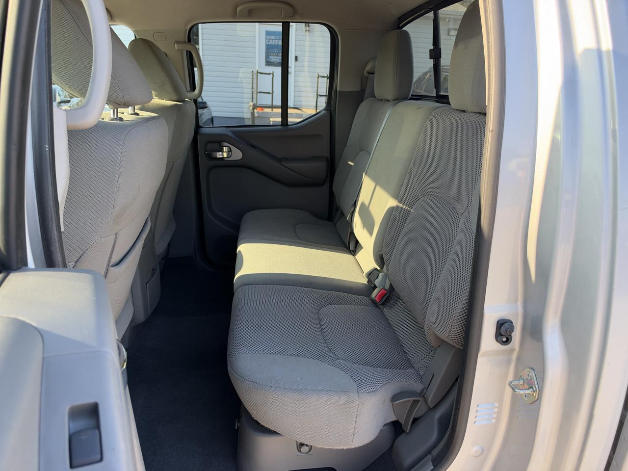 Nissan Frontier Crew Cab 4x4 SV 2019