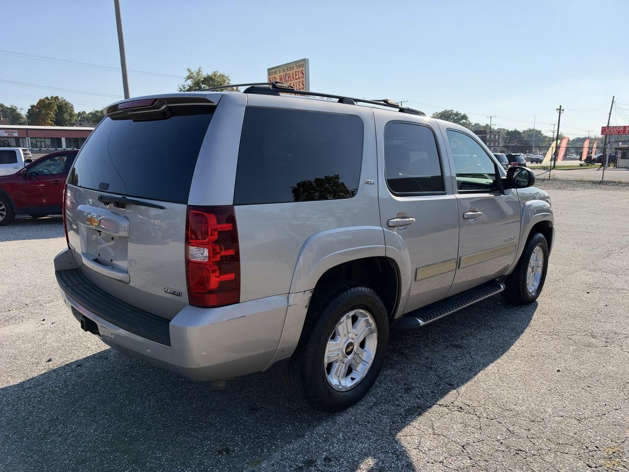 Chevrolet Tahoe 4WD 4dr 1500 LT w/2LT 2009