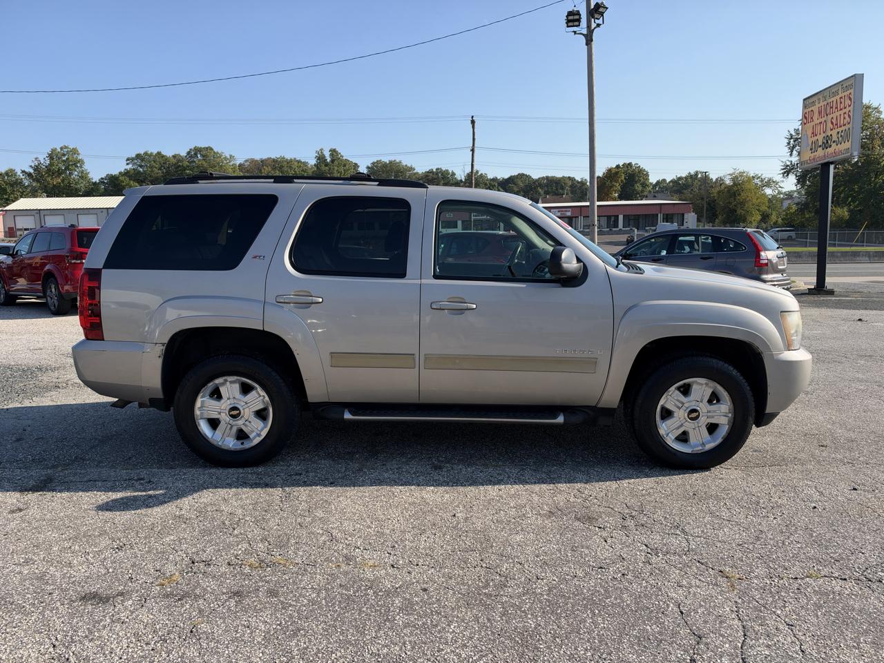 Chevrolet Tahoe 4WD 4dr 1500 LT w/2LT 2009