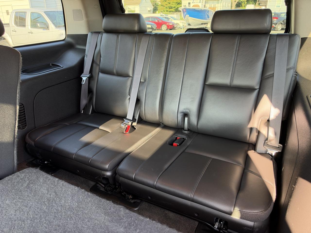 Chevrolet Tahoe 4WD 4dr 1500 LT w/2LT 2009