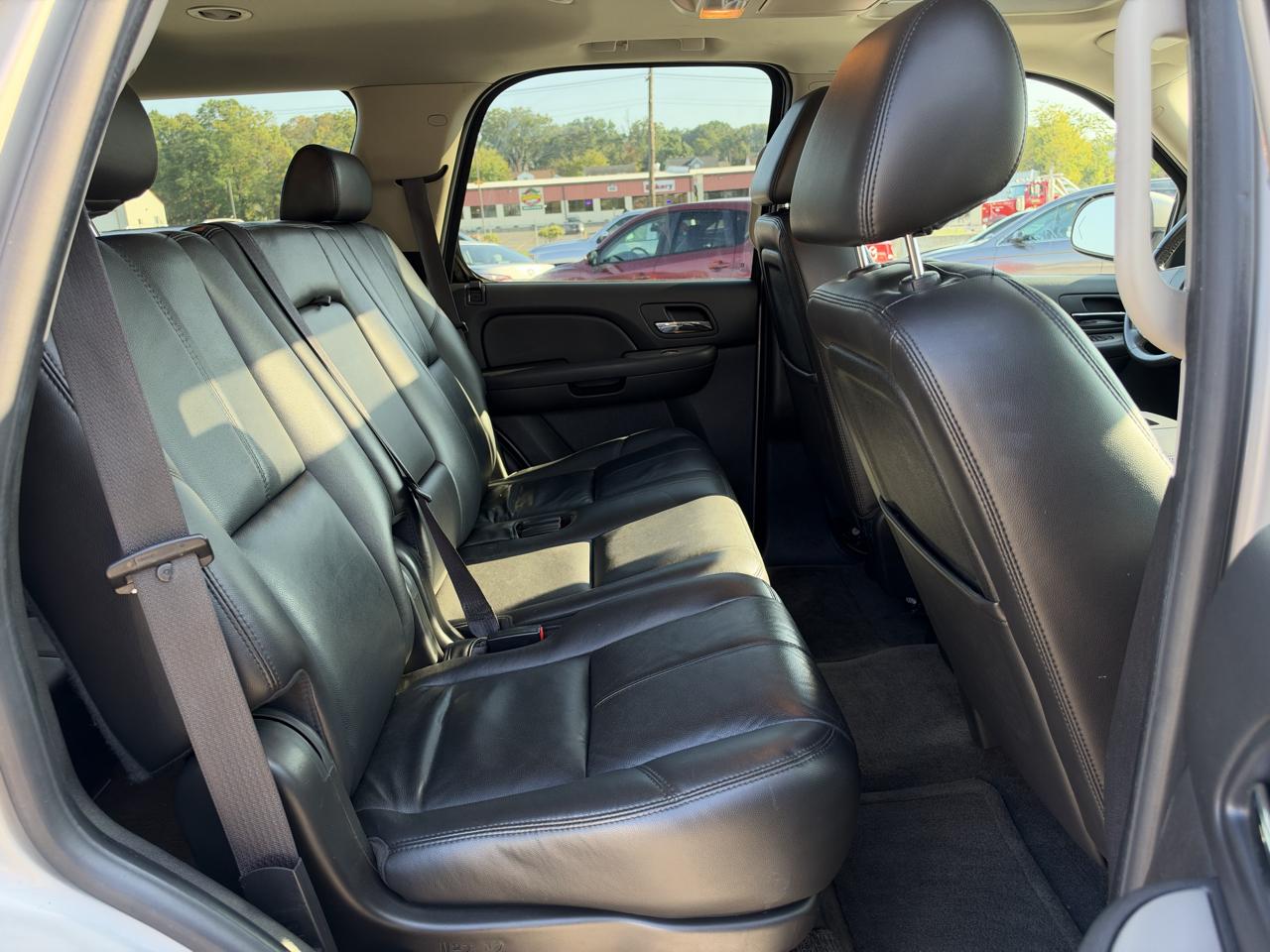 Chevrolet Tahoe 4WD 4dr 1500 LT w/2LT 2009