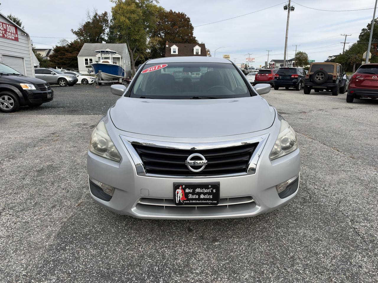 Nissan Altima 4dr Sdn I4 2.5 SV 2013
