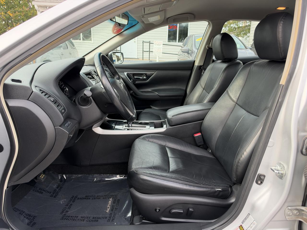 Nissan Altima 4dr Sdn I4 2.5 SV 2013