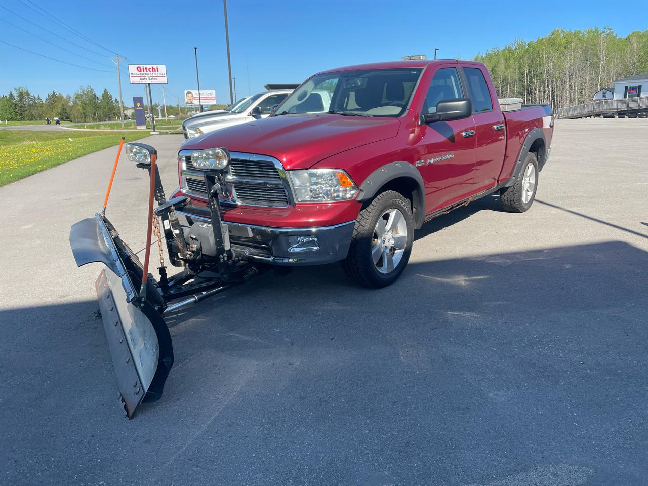 2012 RAM 1500 4WD Quad Cab 140.5" Big Horn