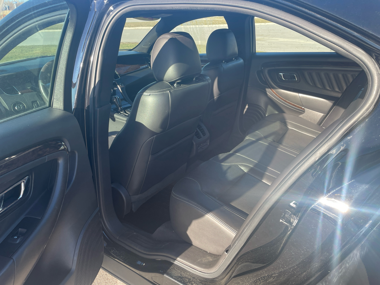 Ford Taurus Limited AWD 2019 Ford Taurus Limited AWD 2019